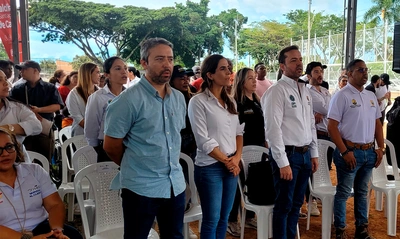 Secretaría de Vivienda atiende a más de 500 caleños en Feria de Servicios de la comuna 14