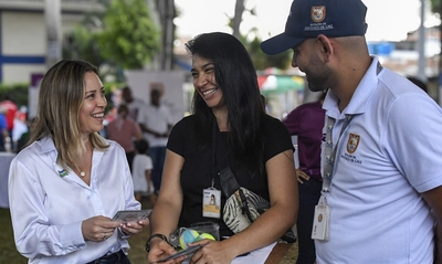 Contratación Pública atendió a más de 70 empresarios en la Comuna 17 durante Feria de Servicios de Mi Cali Bella