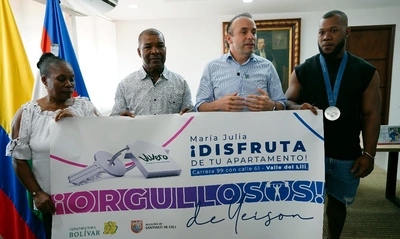 El medallista olímpico Yeison López hizo realidad otro sueño: alcalde Alejandro Eder le entregó un apartamento en Valle del Lili