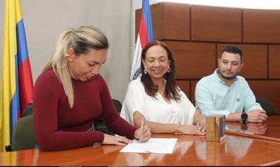 La Institución Universitaria de las Culturas y las Artes Populares – IUIPC tiene nueva rectora