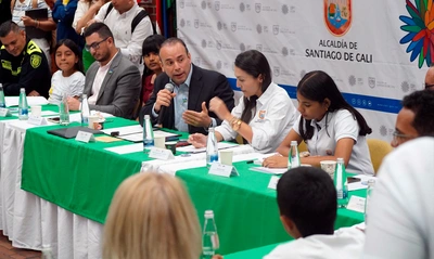 Con compromisos contundentes, 31 niños y niñas migrantes y víctimas del conflicto armado gobernaron como el Primer Gabinete Distrital Infantil