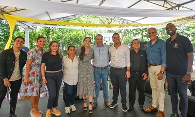 Con rifas, juegos y espectáculos, cerca de 2000 personas se gozaron el Día Nacional de la Tercera Edad y el Pensionado