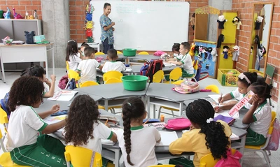 Abiertas las inscripciones para los más pequeños en las Instituciones  Educativas Oficiales de Cali