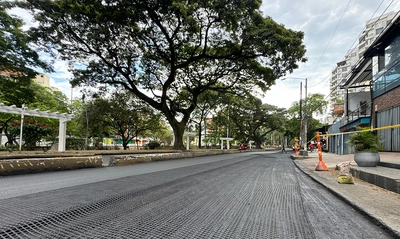 Cali recupera sus vías con innovación: conozca la geomalla biaxial que asegura calles más duraderas y menores costos