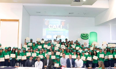 Con ‘Promotores Mi Cali Bella’ y de cara a la COP16, la ciudad implementa modelo suizo para la disposición de residuos domiciliarios