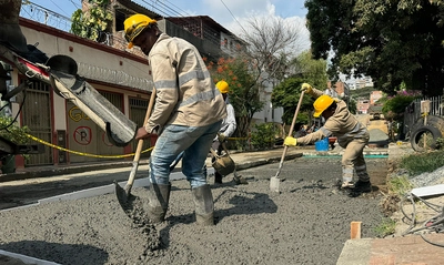 Alcaldía de Cali inicia octubre con más de 60 kilómetros de vías recuperadas en tiempo récord