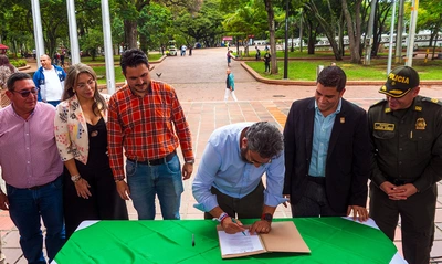 Alcaldía de Cali e INPEC firman convenio para trasladar privados de la libertad sindicados a centros penitenciarios nacionales