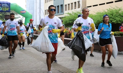 Más de 300 caleños le apostaron al deporte y al medio ambiente en el  ‘Plogging: Corriendo por un Mundo de Bienestar’