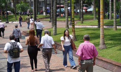 Cali flexibiliza la peatonalización del centro con horarios mixtos y tráfico calmado