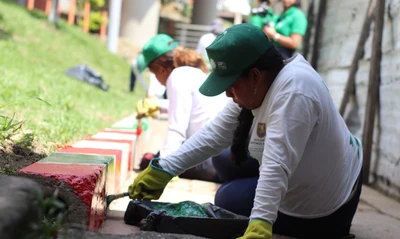 Cali ya le canta a la Navidad: el ‘Alumbrado Navideño’ transforma espacios en la Comuna 20