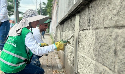 ‘Promotores Mi Cali Bella’ restauran áreas externas del Pascual Guerrero, tras los actos de vandalismo durante la final de la Copa BetPlay