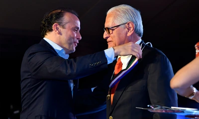 Conoce a los ganadores de los premios Alfonso Bonilla Aragón 2024, a lo mejor del periodismo caleño