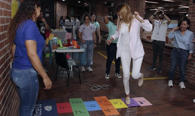 La estrategia Jugar para Soñar, diseñada para transformar la educación  inicial en Cali, llegó a su final en 2024