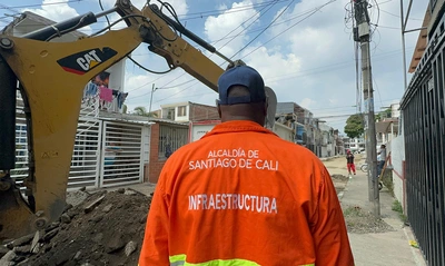 Más de 120 kilómetros de vías se recuperaron en Cali tras el primer año de gobierno del alcalde Alejandro Eder