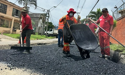 Alcaldía de Alejandro Eder eliminó histórico hueco que afectaba la movilidad en la carrera 56 con calle 7 oeste