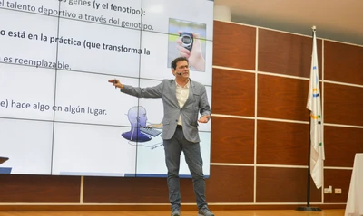 Encuentro sobre talentos deportivos reunió a expertos nacionales e internacionales en la Escuela del Deporte