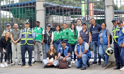 Promotores ‘Mi Cali Bella’ y ciudadanos se unieron en jornada de acción ambiental en el barrio Santa Teresita