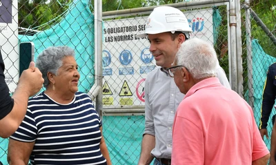 Alcalde en acción: Eder revisó avances de obra en la sede educativa Pablo Neruda