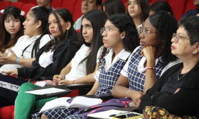 Jóvenes líderes de comités de alimentación escolar se preparan para ejercer control social