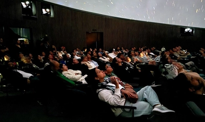 Desde YAWA, la ‘sucursal del cielo’ se conectó con la Luna y el  universo: ‘Madrugada en el Planetario’