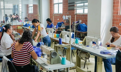 En los TIO, la formación en alta costura transforma vidas