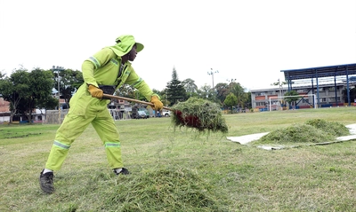 Nos pusimos la 10 en el barrio Unión de Vivienda Popular: recuperamos la cancha Cristo Maestre, cuna del fútbol caleño