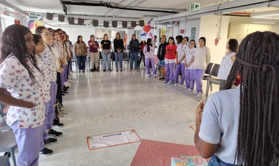 Enredate, la red que empodera a las educadoras con un cine foro taller para prevenir la violencia de género en las aulas