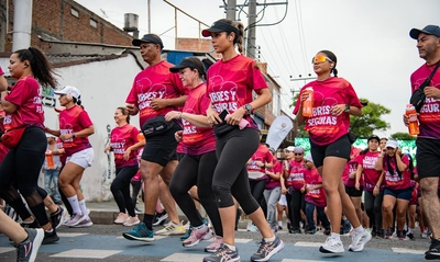 Se despide el Mes de la Mujer con una maratón de rumbaterapia en el Centro de Cali