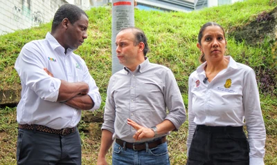 “Ya se superó la actual emergencia por lluvias, pero recuerden que a Cali la recuperamos entre todos: alcalde Alejandro Eder