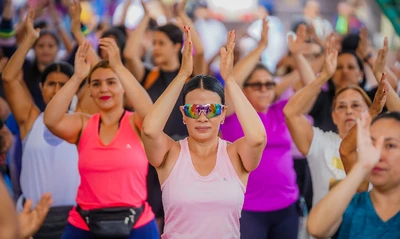 Yoga sin fronteras: Cali celebra el Día de la Actividad Física en los bulevares