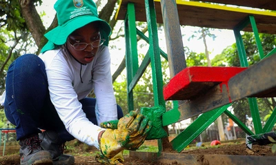 Alcaldía de Cali continúa recuperando escenarios deportivos para la comunidad: polideportivo de Ciudad 2000 luce una renovada imagen