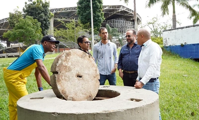Alcaldía visitó la Unidad Deportiva Alberto Galindo para encontrar soluciones a problemática de inundaciones en el Coliseo El Pueblo