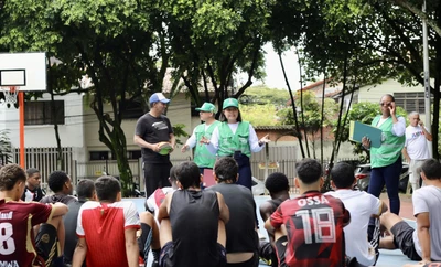 Promotores ‘Mi Cali Bella’ impulsan la cultura ciudadana para erradicar el arrojo clandestino de residuos