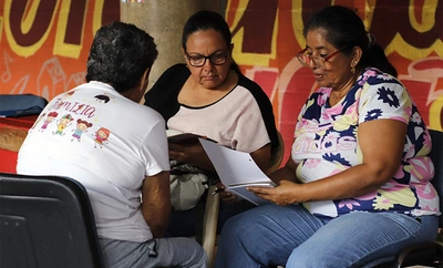 Cuidadoras se forman en liderazgo y participación política
