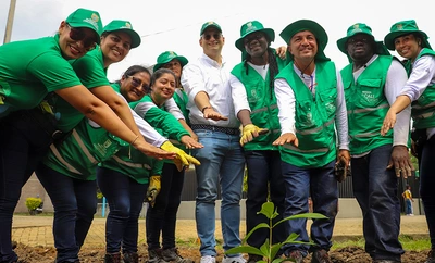 Alcaldía de Cali recupera el entorno de la IE Llano Verde y pinta un camino de esperanza para sus estudiantes y el sector