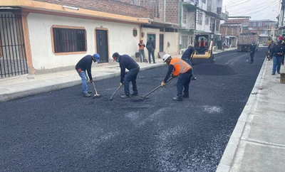 Más de seis cuadras comenzaron a ser pavimentadas en Puerto Mallarino, tras intervención integral de la alcaldía de Alejandro Eder