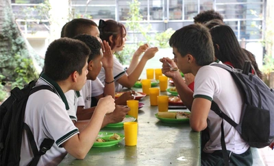 Cerca de 45.000 niños recibirán alimentación escolar en Cali este 11 de junio