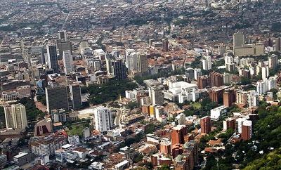 Ministerio de Vivienda adelanta cesiones a título gratuito en tres barrios de Cali
