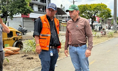 El miedo no nos detiene: Secretaría de Infraestructura recupera vías y andenes sobre la carrera 8, frente a la Base Aérea