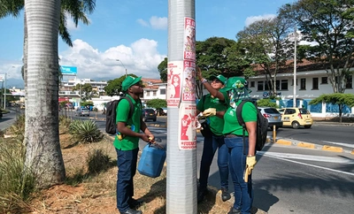 Sigue avanzando la recuperación del espacio público en Cali: Uaesp activó jornada de limpieza en gran tramo de la calle quinta