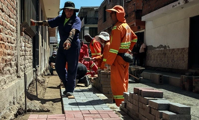 Las vías en adoquín construidas por la Alcaldía Eder ya transforman las historias de vida de los vecinos de Marroquín II