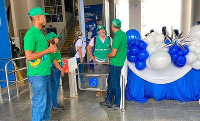 La Uaesp se sumó a los 10 años del MIO Cable con limpieza, pedagogía  y embellecimiento en la Comuna 20