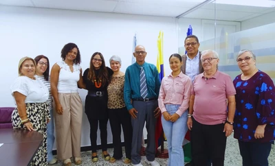 Cali le abre sus puertas a nueve extranjeros que formalizan su ciudadanía colombiana