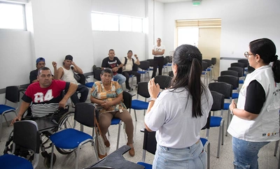 Plan Jarillón de Cali y 85 familias de Samanes del Cauca buscan acuerdos para dejar atrás el riesgo de inundación