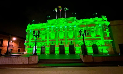 Los hitos de Cali se iluminan de verde para celebrar el ‘Día Mundial del Turismo’ y darle la bienvenida a la ‘Semana de la Biodiversidad’