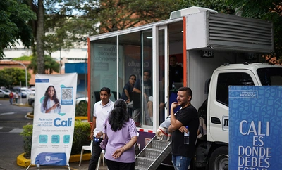 ¡La Hacienda Distrital se toma Cali! Jornadas móviles acercan los trámites a la comunidad para seguir recuperando a Cali