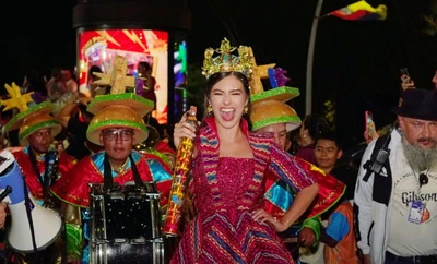 La alegría del Carnaval de Negros y Blancos se tomó el centro histórico de Cali en la Semana de la Biodiversidad