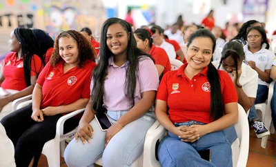La Alcaldía de Cali refuerza protocolos de atención para los niños y  niñas de la Primera Infancia con discapacidad