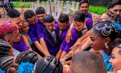 El resultado del esfuerzo compartido: familias que bailan un mismo sueño para participar en el Salsódromo 2025