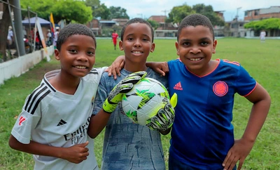 Alcaldía promueve el deporte para la reconciliación. En El Retiro se jugó el Torneo Relámpago Goles Sin Fronteras